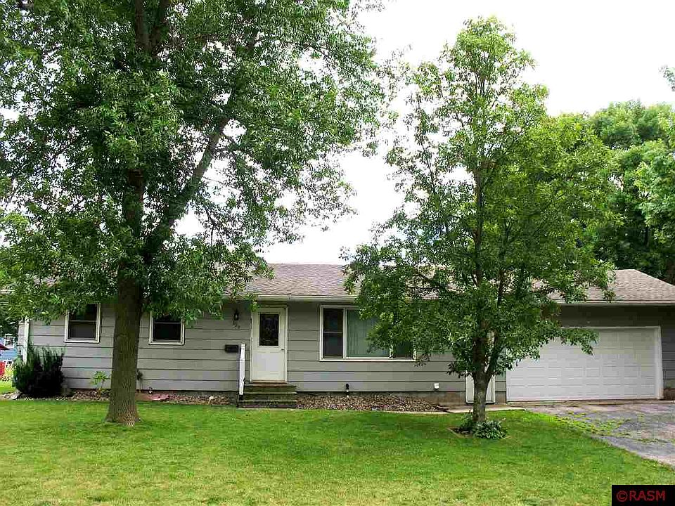 1st image of 225 Ann Dr