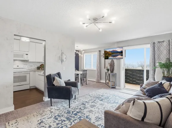 14851 Endicott Way APT 206, Apple Valley, MN 55124