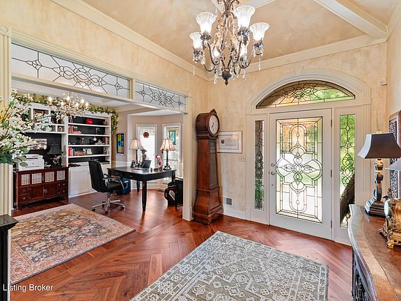 5th image of 8202 Harrods View Ct
