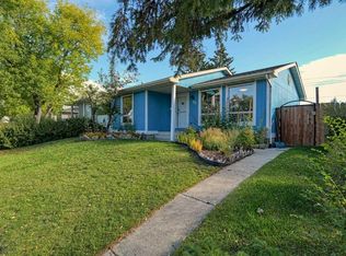 20 W Falton Way NE, Calgary, AB T3J 1K4