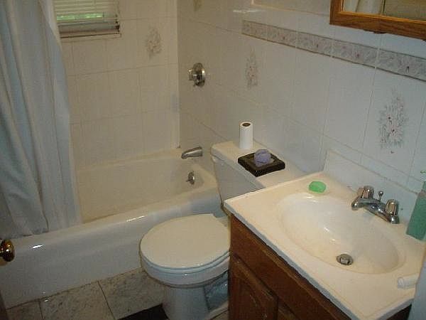 2nd image of 59 Linden St #Rent1