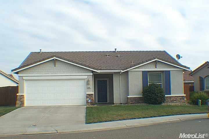 1st image of 9949 N Squirrelview Ct