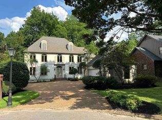 320 River Oaks Rd N, Memphis, TN 38120