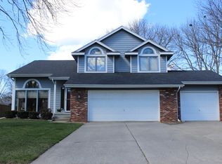 5891 Crabapple Ln, Johnston, IA 50131