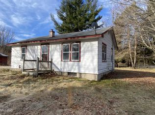 6860 116th Ave, Fennville, MI 49408