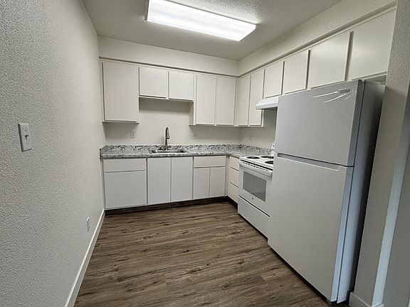 5th image of 409 G St APT 7