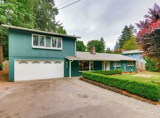 5540 McEwan Rd, Lake Oswego, OR 97035