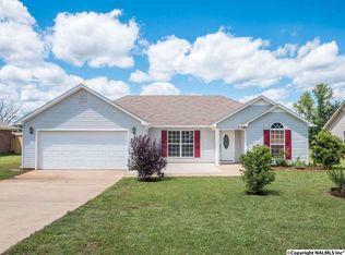 28193 Nuke Whitt Ln, Ardmore, AL 35739