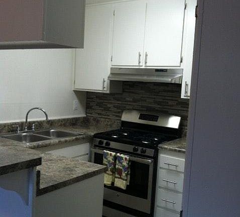 5th image of 8821 Owensmouth Ave APT 9