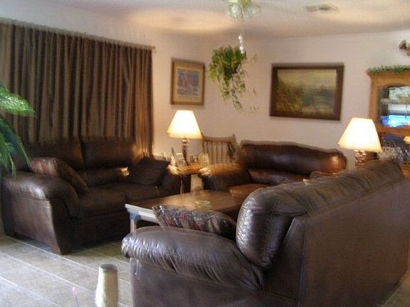 2nd image of 1008 E 15th St