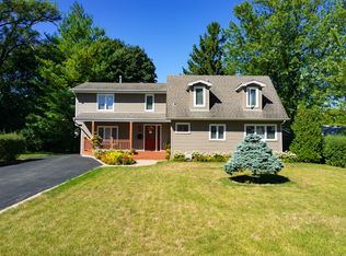 814 Elmdale Rd, Glenview, IL 60025