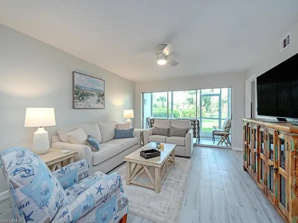 4556 Andover Way #E-104, Naples, FL 34112