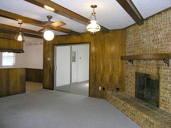 5th image of 5005 Emerald Lake Dr