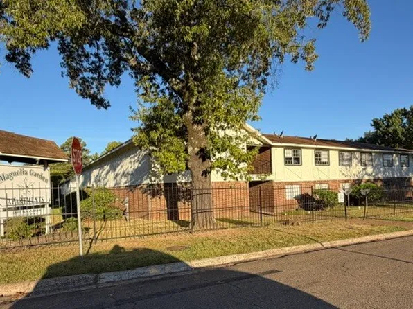 3801 Magnolia St, Texarkana, TX 75503