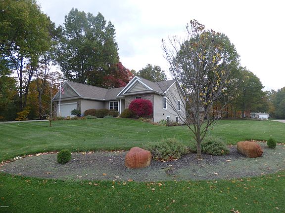 4th image of 69915 Roy Dr