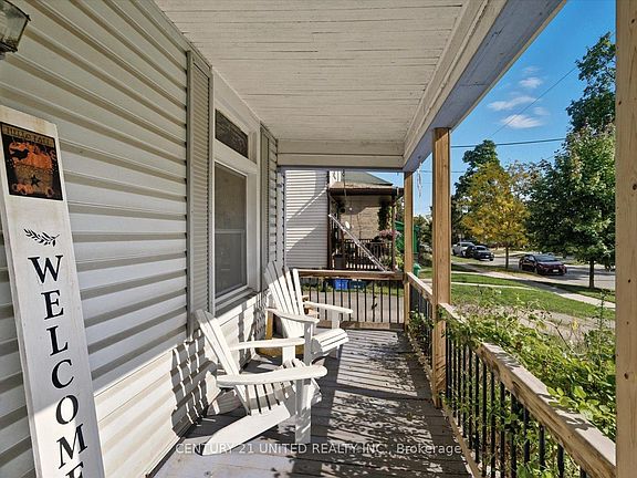 3rd image of 536 Bolivar St