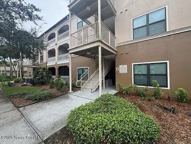 1 bed, 1.0 bath, 781 sqft, $1,495 — Photo 1