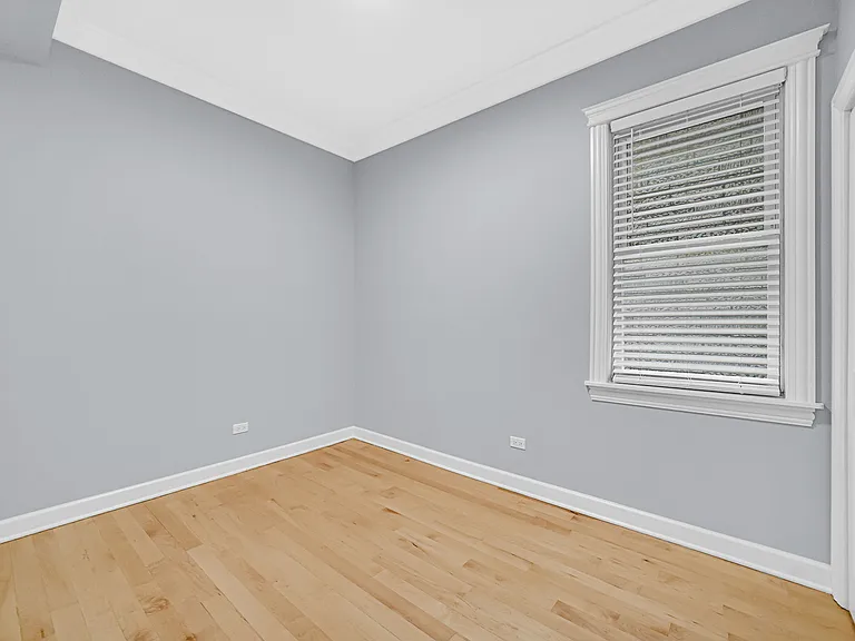 2951 N Allen Ave #1 — Photo 9