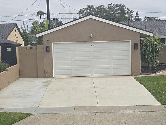 3rd image of 3619 W Myra Ave
