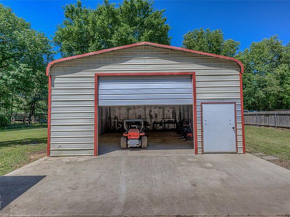 4th image of 7012 Jeanette Ln