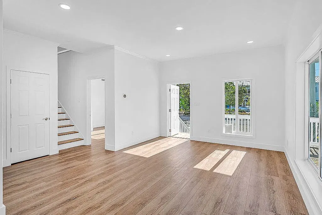 718 Largo Road - 1 — Photo 2