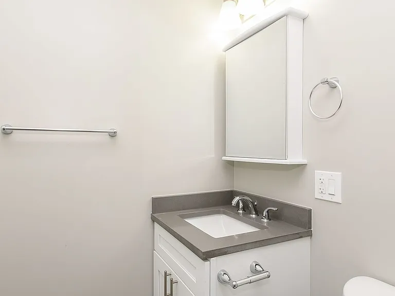 2125 W Chicago Ave #2119-3R — Photo 9