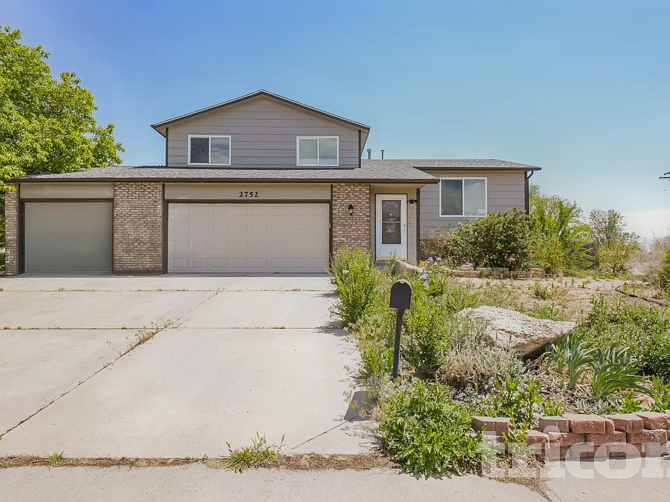 2752 W 25th Street Rd