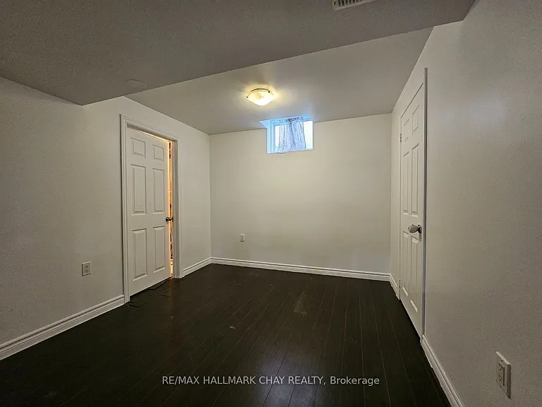 219 Wessenger Dr — Photo 34