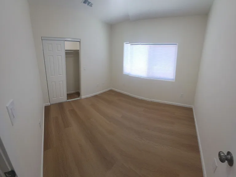 550-554 556 Foothill Blvd — Photo 93