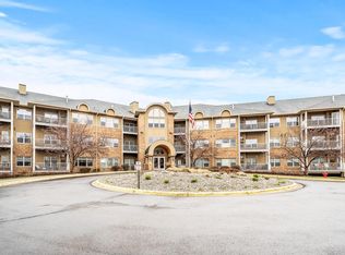 3800 85th Ave N APT 202, Brooklyn Park, MN 55443