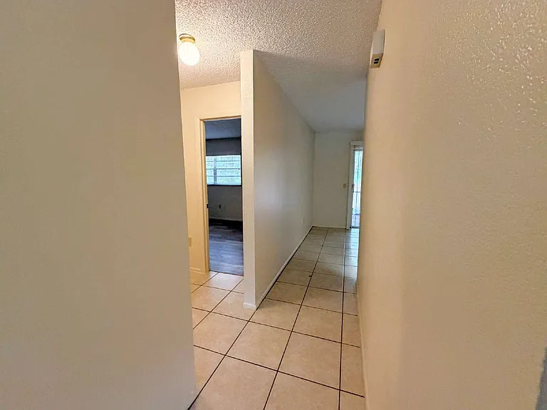 7419 Mead Dr — Photo 6