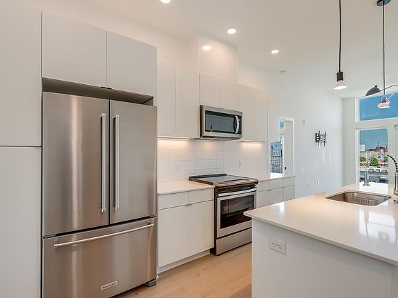 3rd image of 600 S Duke St #56