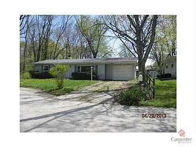 1110 Ardmore Ave photo 1