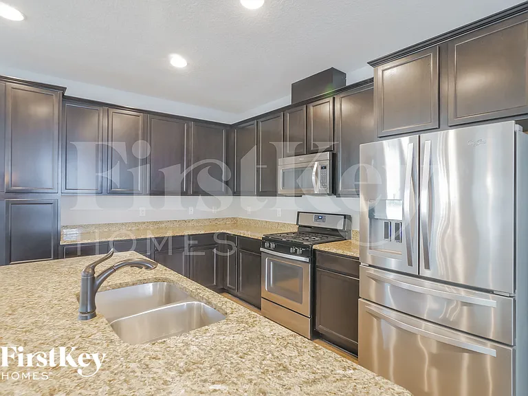 124 Riverwalk Blvd — Photo 7