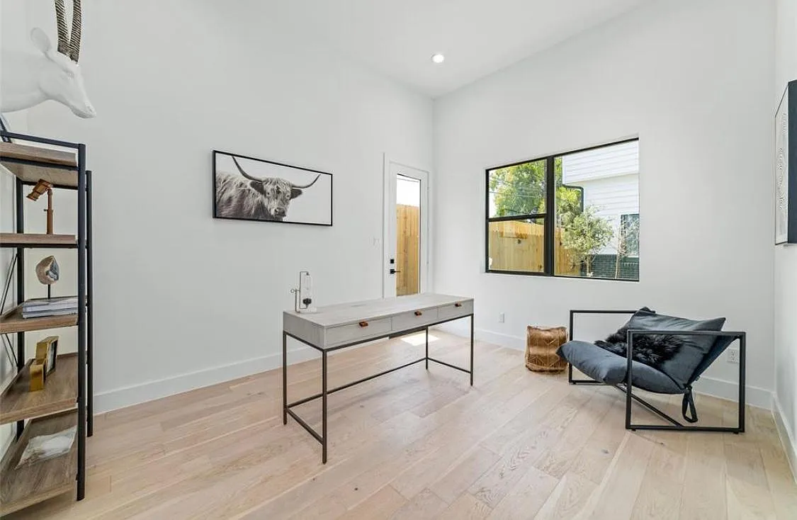1 bed, 2199 sqft, $1,650 — Photo 2