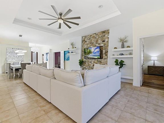 5th image of 9235 Troon Lakes Dr