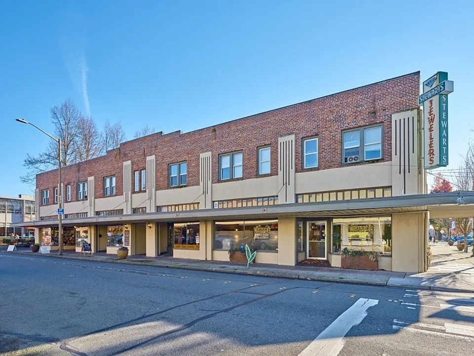 220 W Meeker St