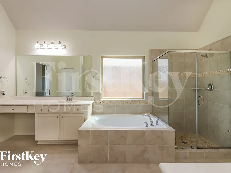 23810 Via Viale Dr — Photo 11