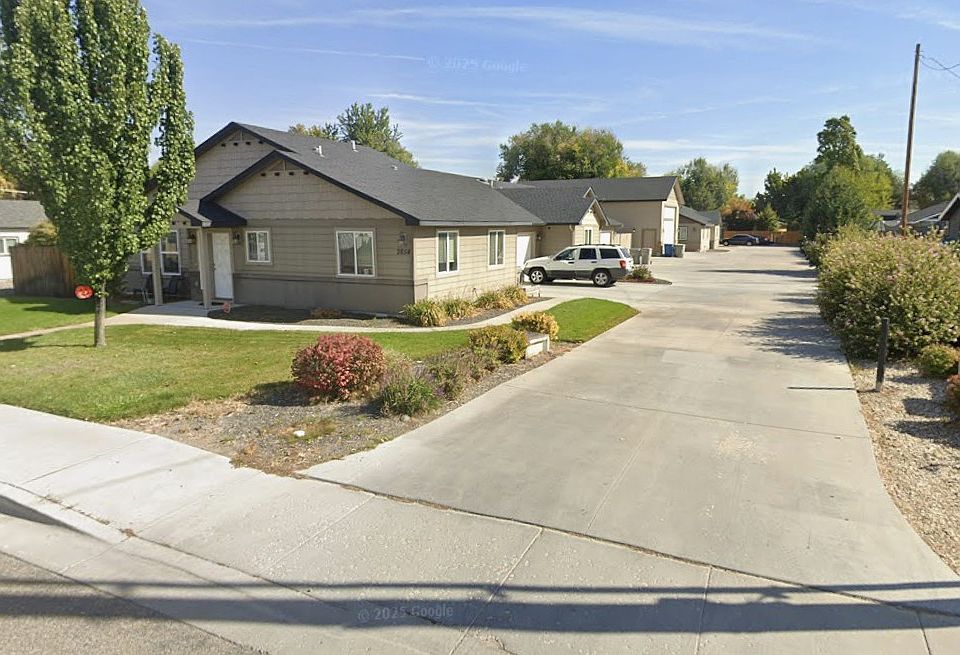 1st image of 2642 N Maple Grove Rd