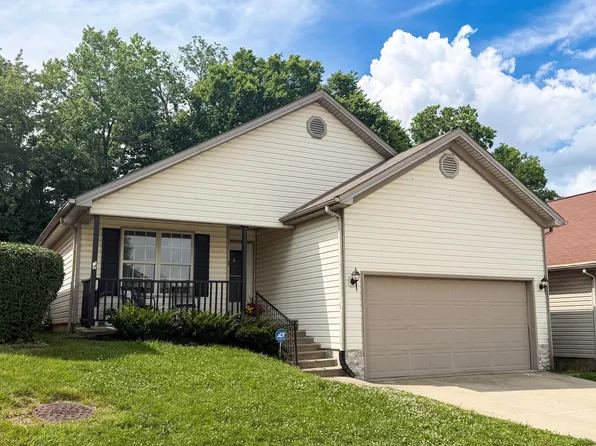 677 Graftons Mill Ln, Lexington, KY 40509