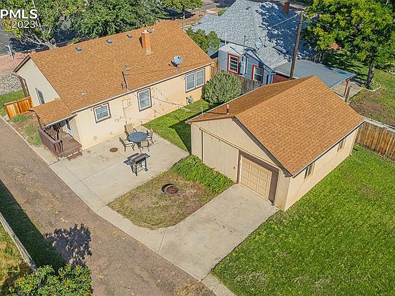 3rd image of 2219 N Corona St