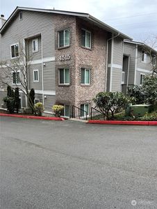 4515 125th Avenue SE #B207, Bellevue, WA, 98006