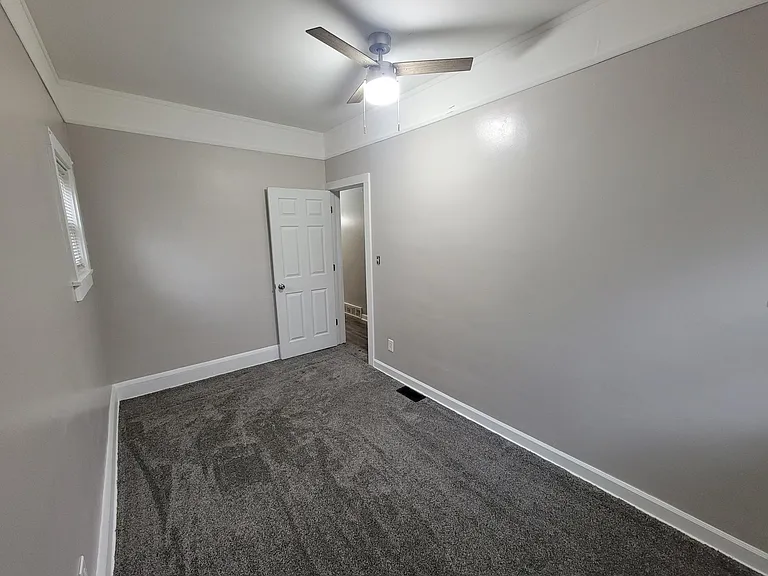 2408 7th St SW #1 — Photo 5