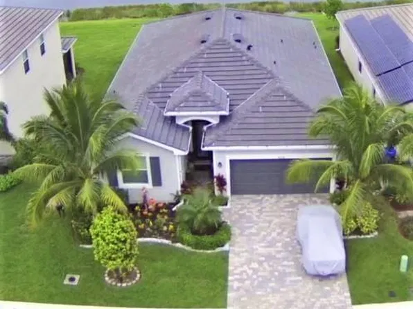 4204 Bluegrass Dr, Fort Myers, FL 33916