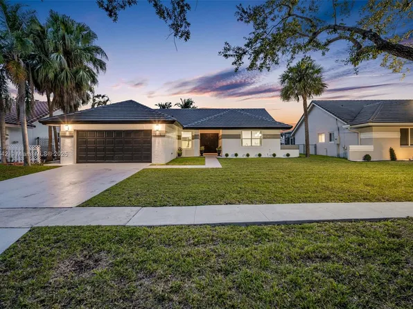 604 NW 163rd Ave, Pembroke Pines, FL 33028