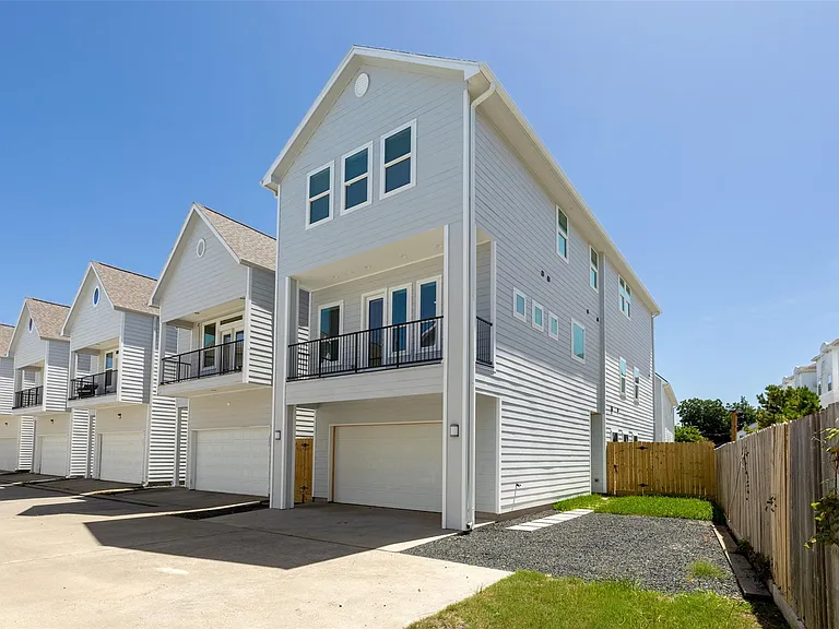 1802 Napa Creek Lane Ct — Photo 2