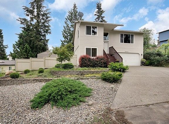2nd image of 20516 107th St E