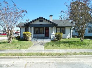 201 E Thompson Avenue, Stantonsburg, NC 27883