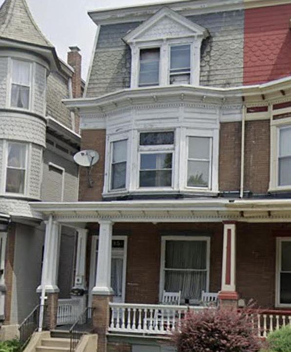 2nd image of 1935 N 2nd St