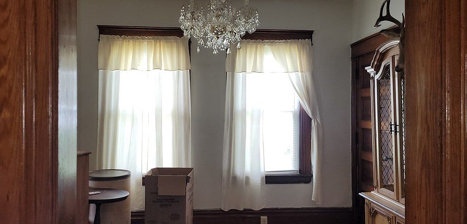 2nd image of 303 Hone Ave